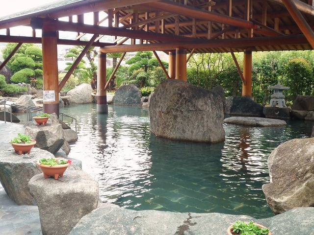 日本的温泉文化