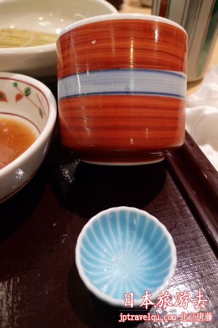  点击图片或使用键盘← →翻页