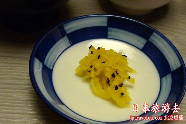  点击图片或使用键盘← →翻页