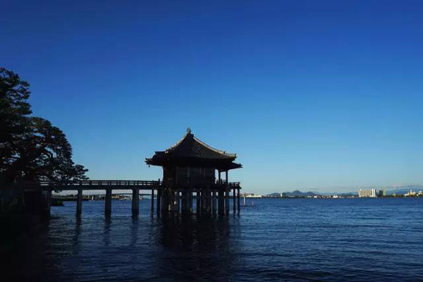 日本旅游巧妙避开人群 带你看一个安静美丽的日本