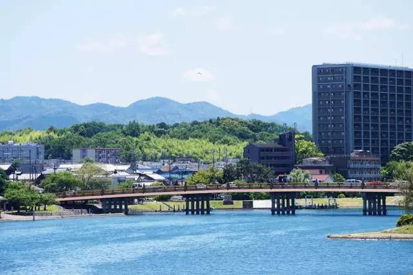 日本旅游巧妙避开人群 带你看一个安静美丽的日本