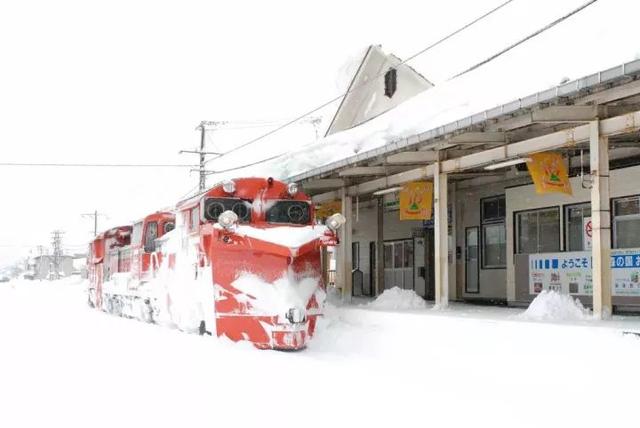 日本冬天最美的5条铁路线